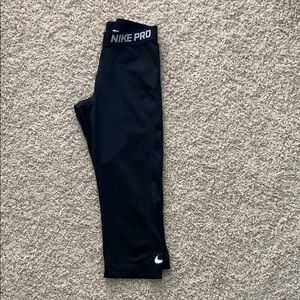 Nike cropped leggings
